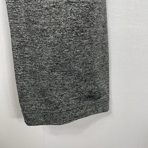 Spiritual Gangster Heather Gray Cropped Leggings - Picture 4 of 6